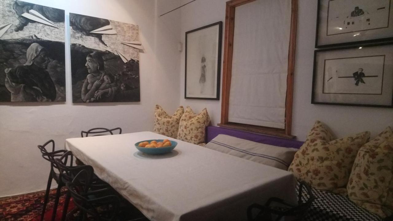 Black Cottage Smithfield Экстерьер фото