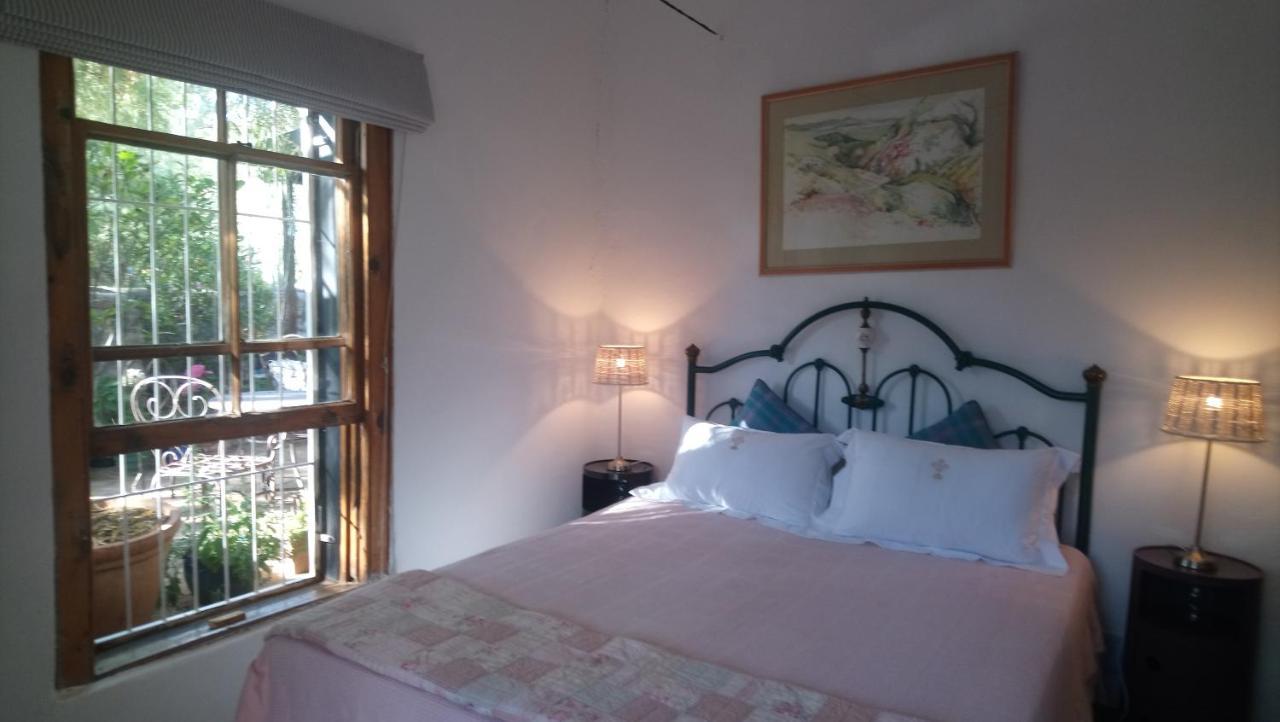 Black Cottage Smithfield Экстерьер фото