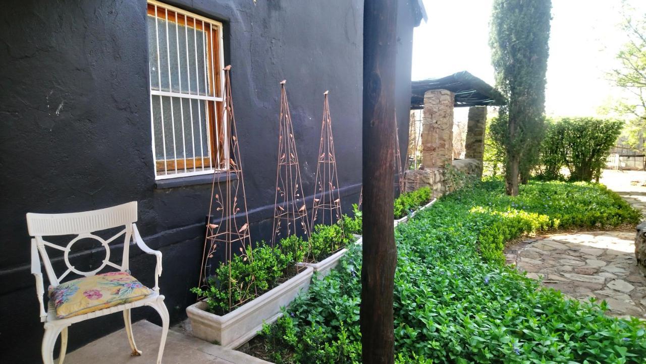 Black Cottage Smithfield Экстерьер фото
